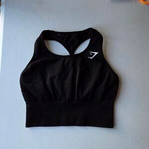 Black gymshark sports bra fitness